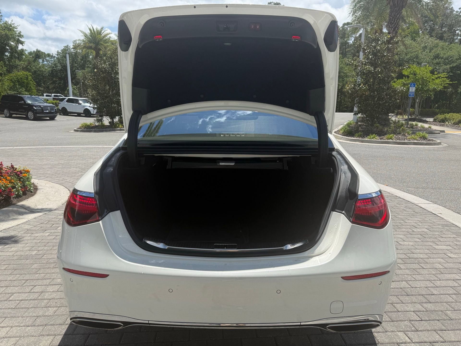 Used 2022 Mercedes-Benz S 500 4MATIC image 20
