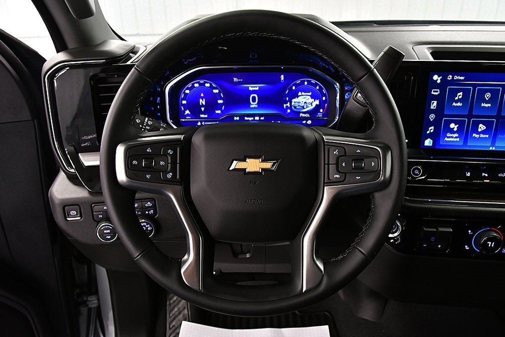 Used 2025 Chevrolet Silverado 2500 LT w/ Convenience Package image 22