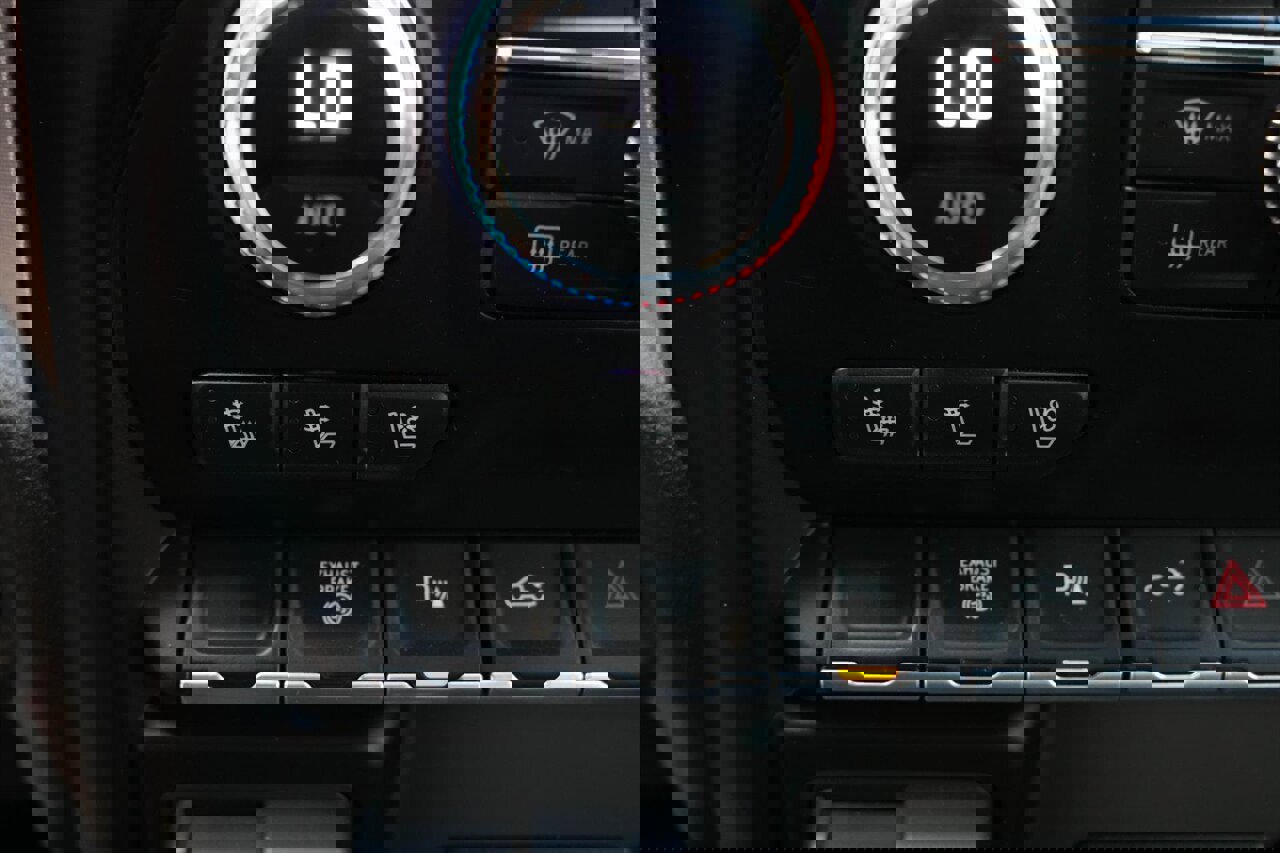 Used 2023 GMC Sierra 2500 SLT w/ SLT Premium Package image 23