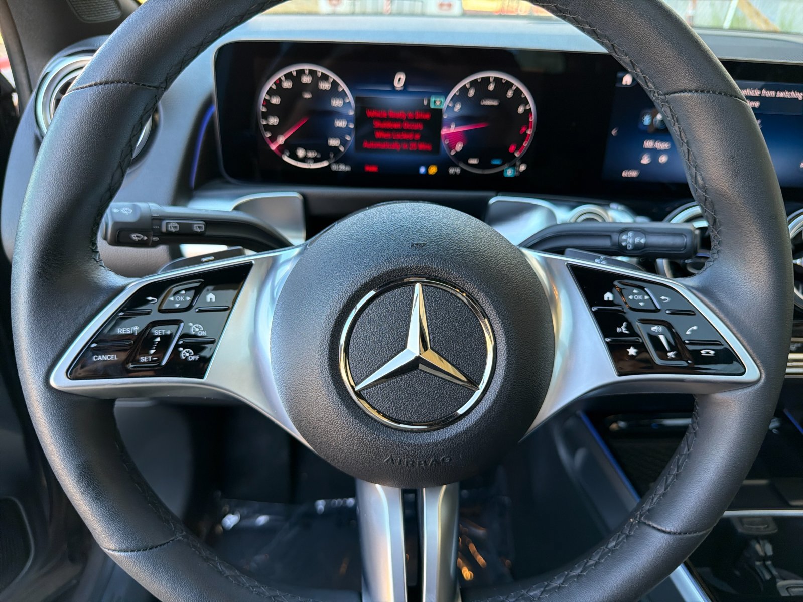 Used 2026 Mercedes-Benz GLB 250 4MATIC image 22