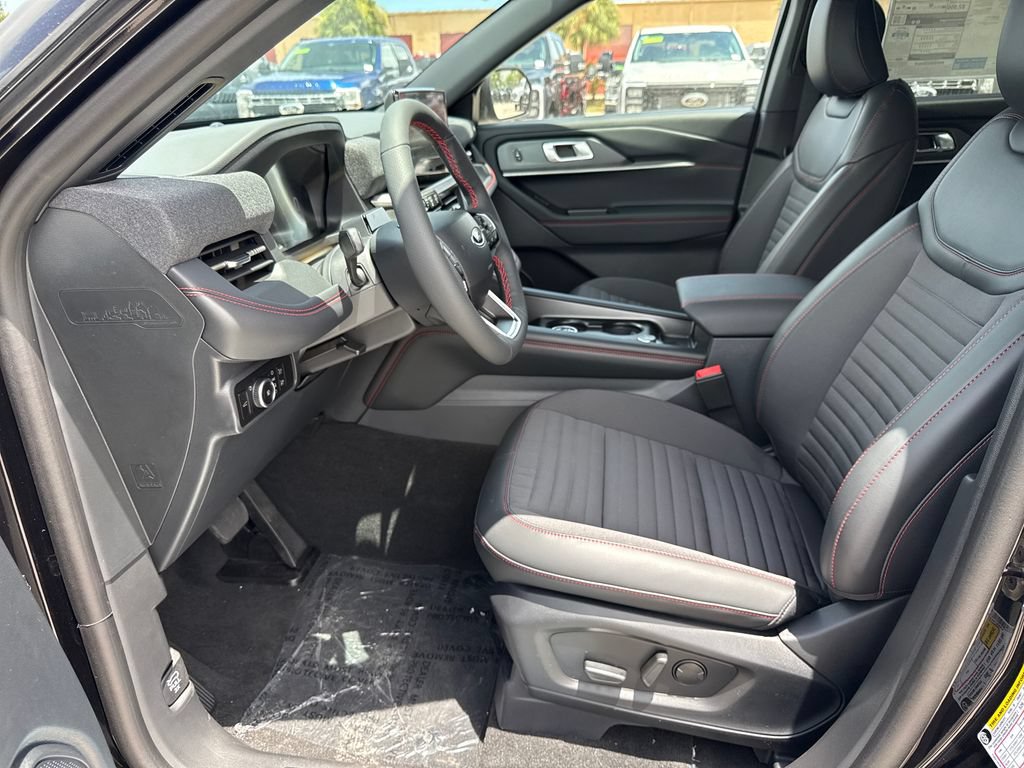 New 2026 Ford Explorer ST-Line w/ ST-Line Street Pack RWD image 20