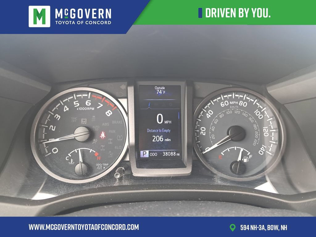 Used 2021 Toyota Tacoma TRD Off-Road w/ Technology Package AWD/4WD image 32
