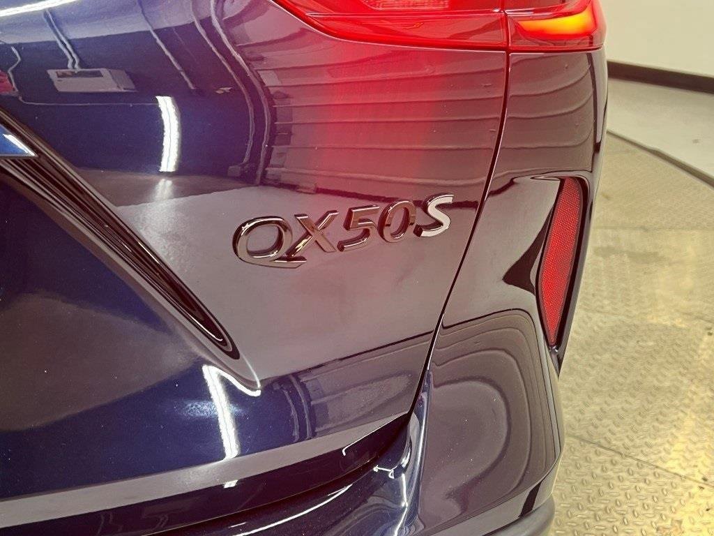 Used 2023 INFINITI QX50 Sport image 11