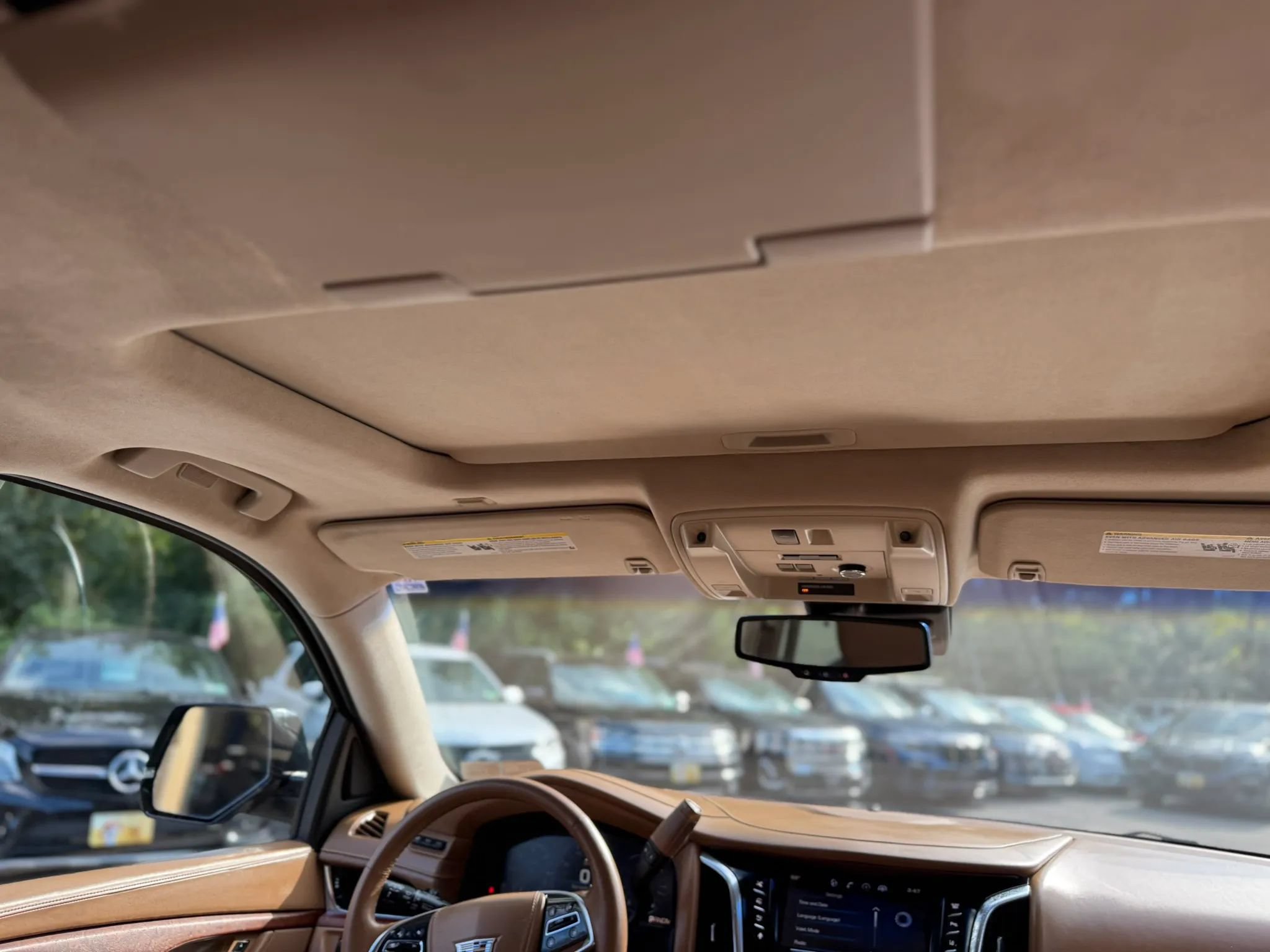 Used 2015 Cadillac Escalade ESV Platinum AWD/4WD image 8