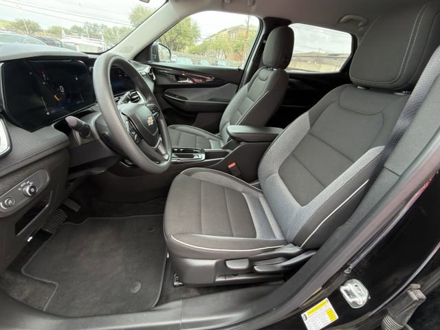 Used 2025 Chevrolet TrailBlazer LT image 22