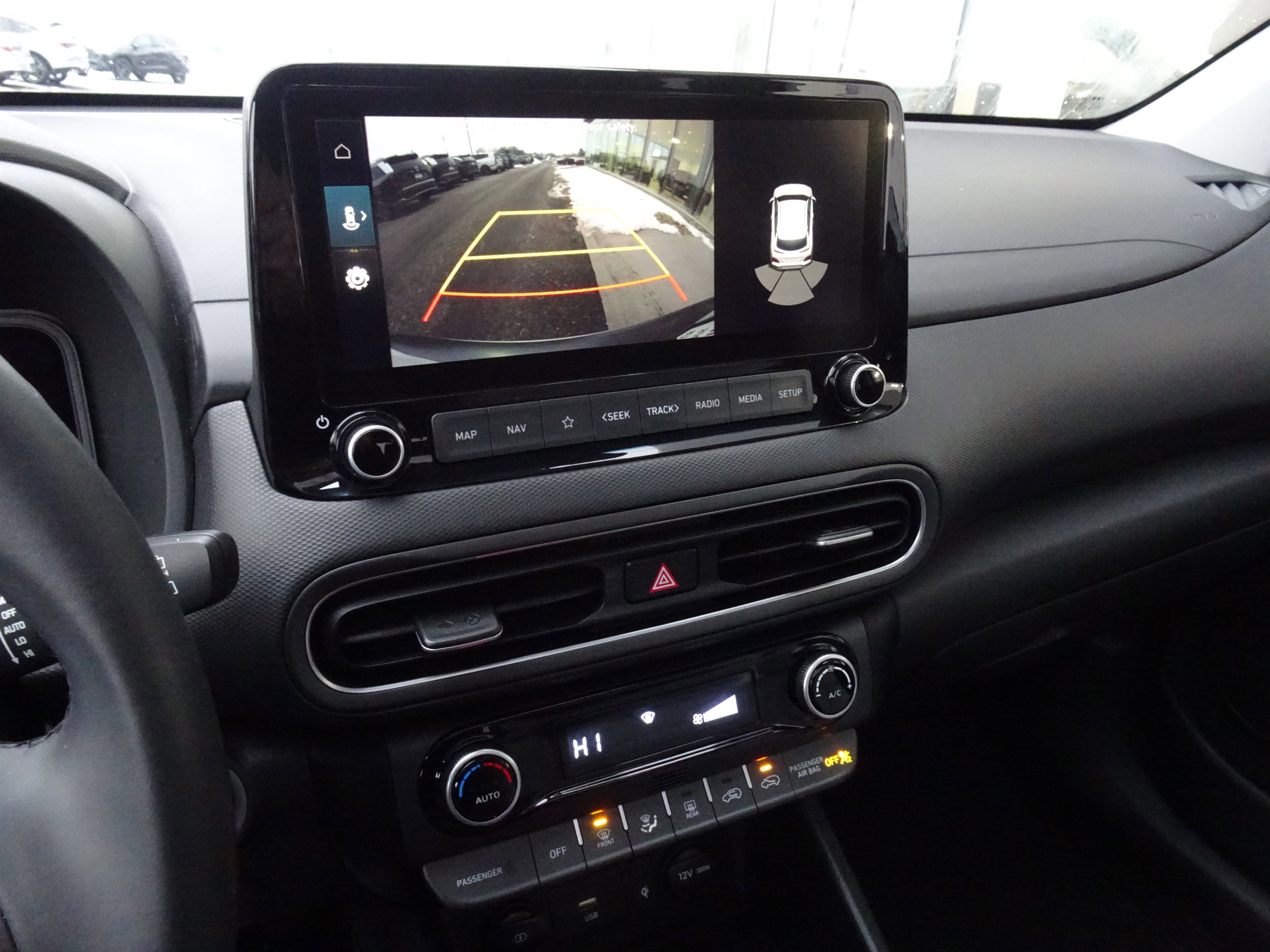 Used 2022 Hyundai Kona Limited image 19