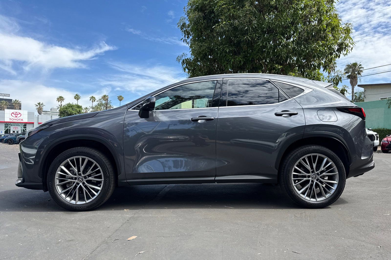 Used 2022 Lexus NX 350h AWD image 7
