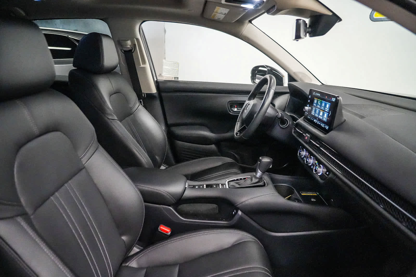 Used 2024 Honda HR-V EX-L image 18
