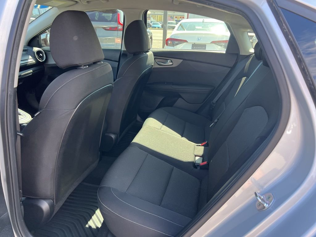 Used 2019 Kia Forte LXS FWD image 21