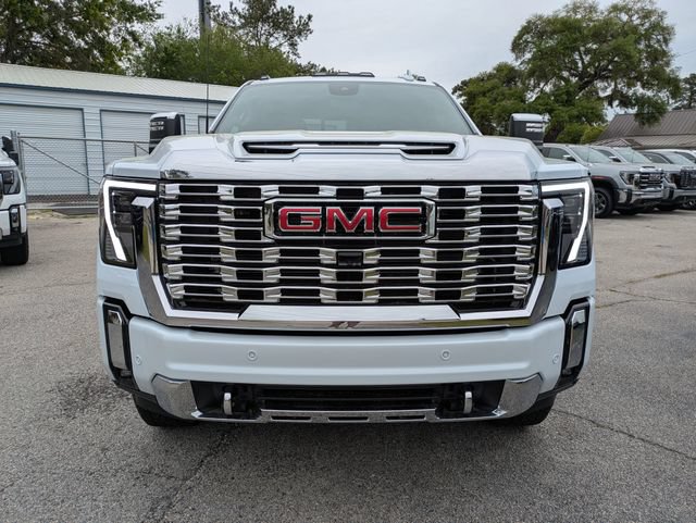 New 2026 GMC Sierra 2500 Denali w/ Denali Reserve Package AWD/4WD image 9