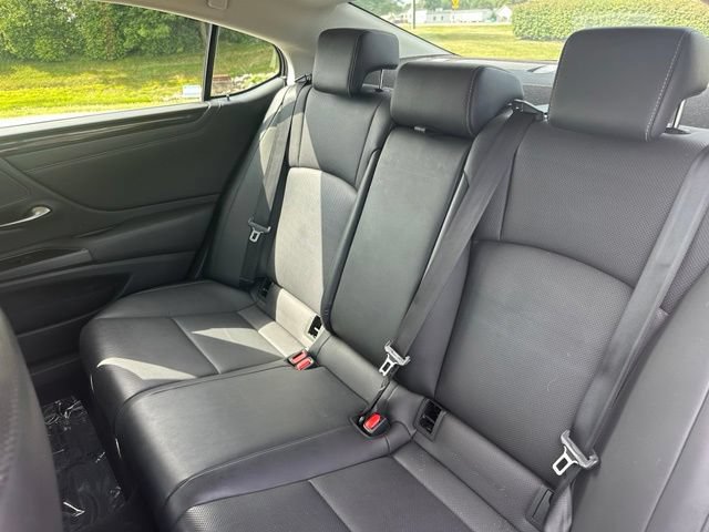 Used 2019 Lexus ES 350 w/ Premium Package FWD image 32