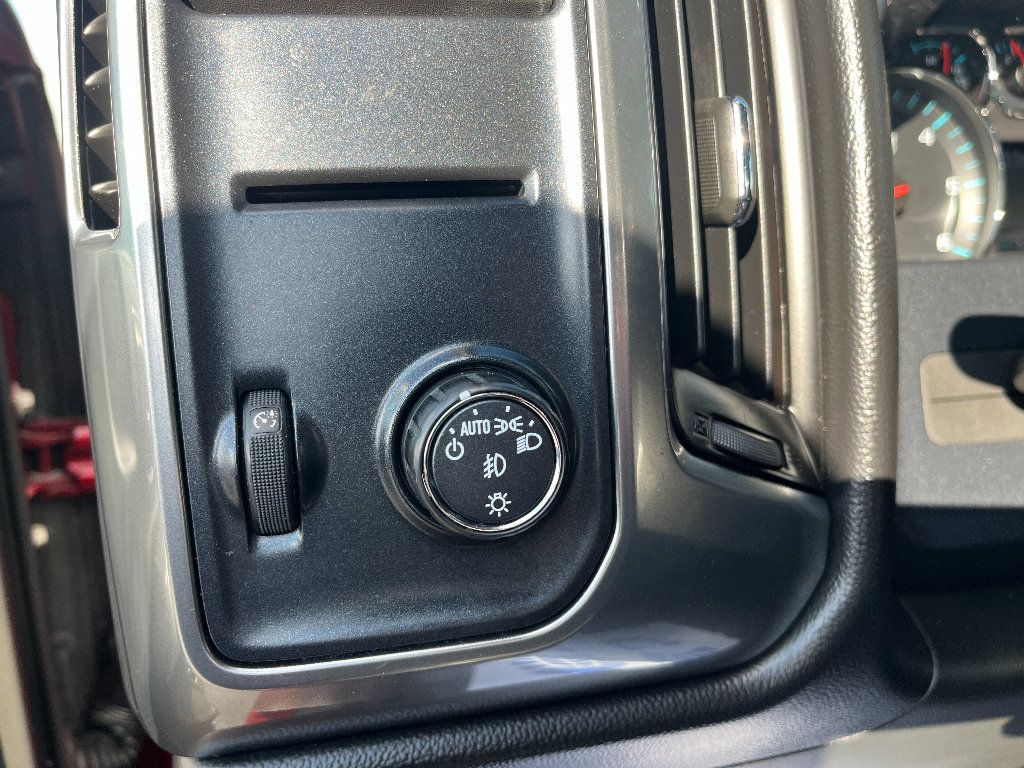 Used 2017 Chevrolet Silverado 1500 LT w/ All Star Edition image 29