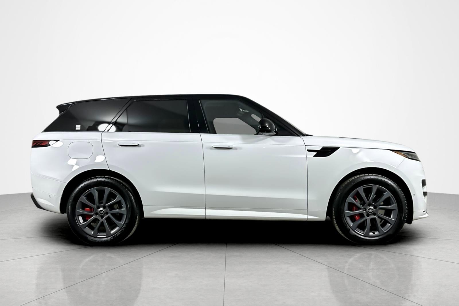 Used 2023 Land Rover Range Rover Sport SE Dynamic AWD/4WD image 6