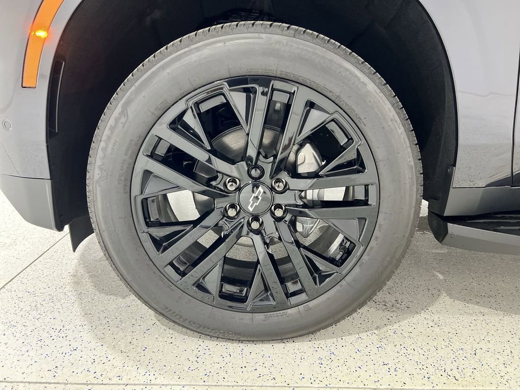 New 2025 Chevrolet Tahoe Premier RWD image 32