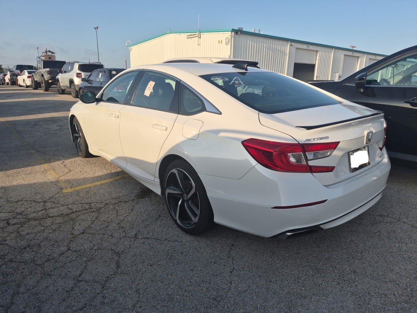 Used 2022 Honda Accord Sport image 4