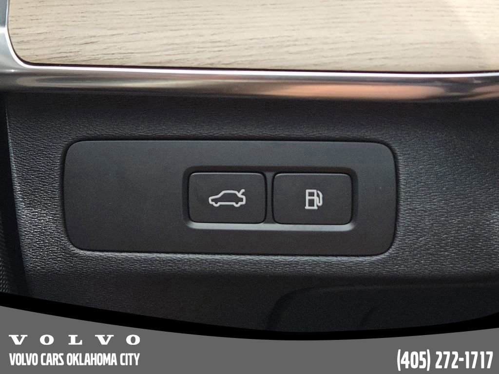 New 2026 Volvo XC90 T8 Plus image 23
