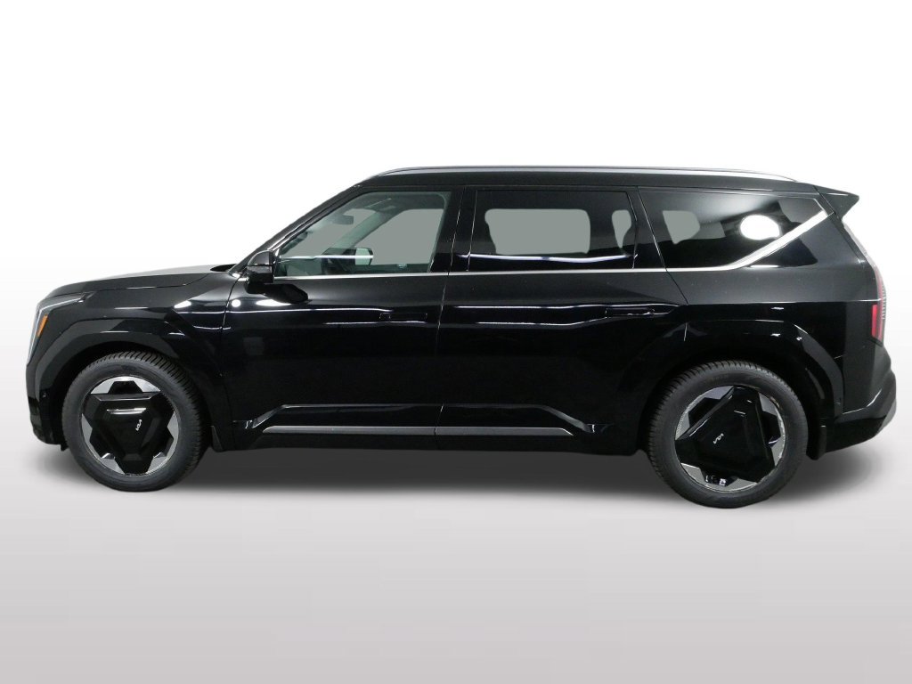 Used 2024 Kia EV9 Land AWD/4WD image 7