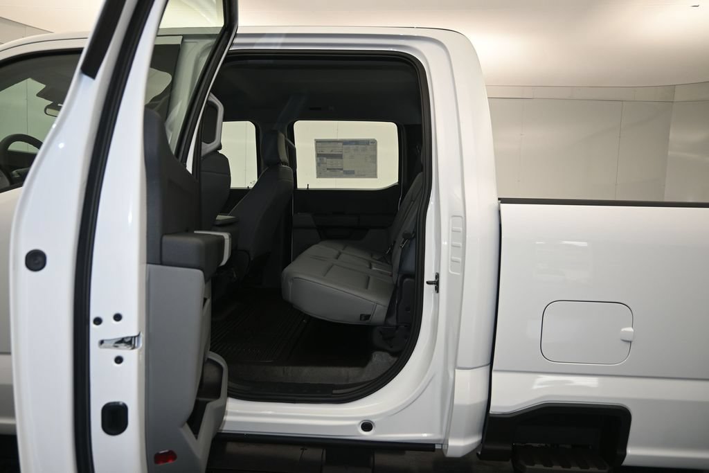 New 2027 Ford F250 XL w/ XL Chrome Package AWD/4WD image 22