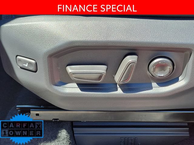 Used 2025 Toyota Sequoia Platinum AWD/4WD image 22