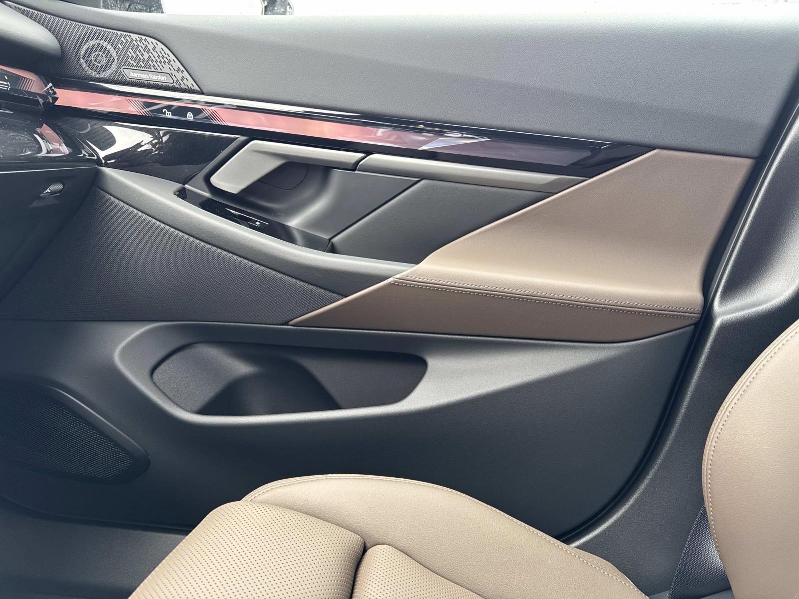 New 2026 BMW i5 eDrive40 w/ M Sport Package image 22