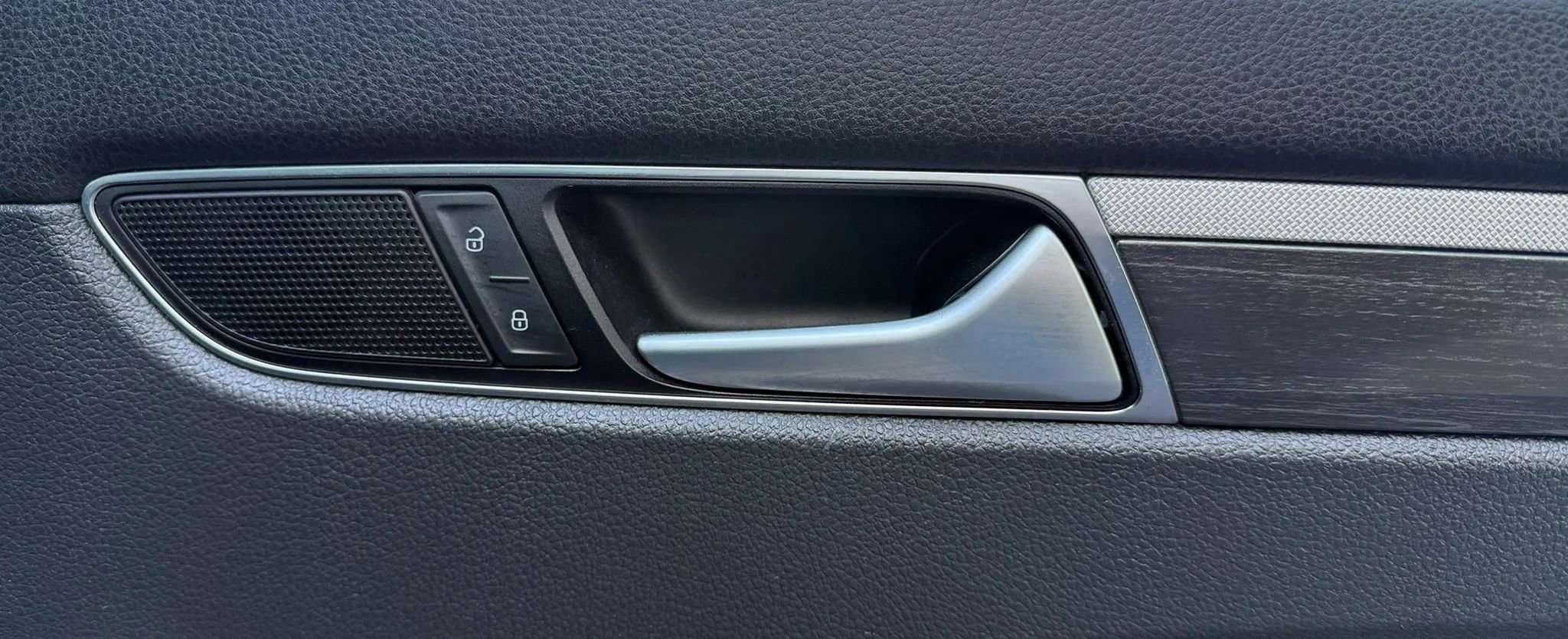 Used 2016 Volkswagen Passat 1.8T SE image 34