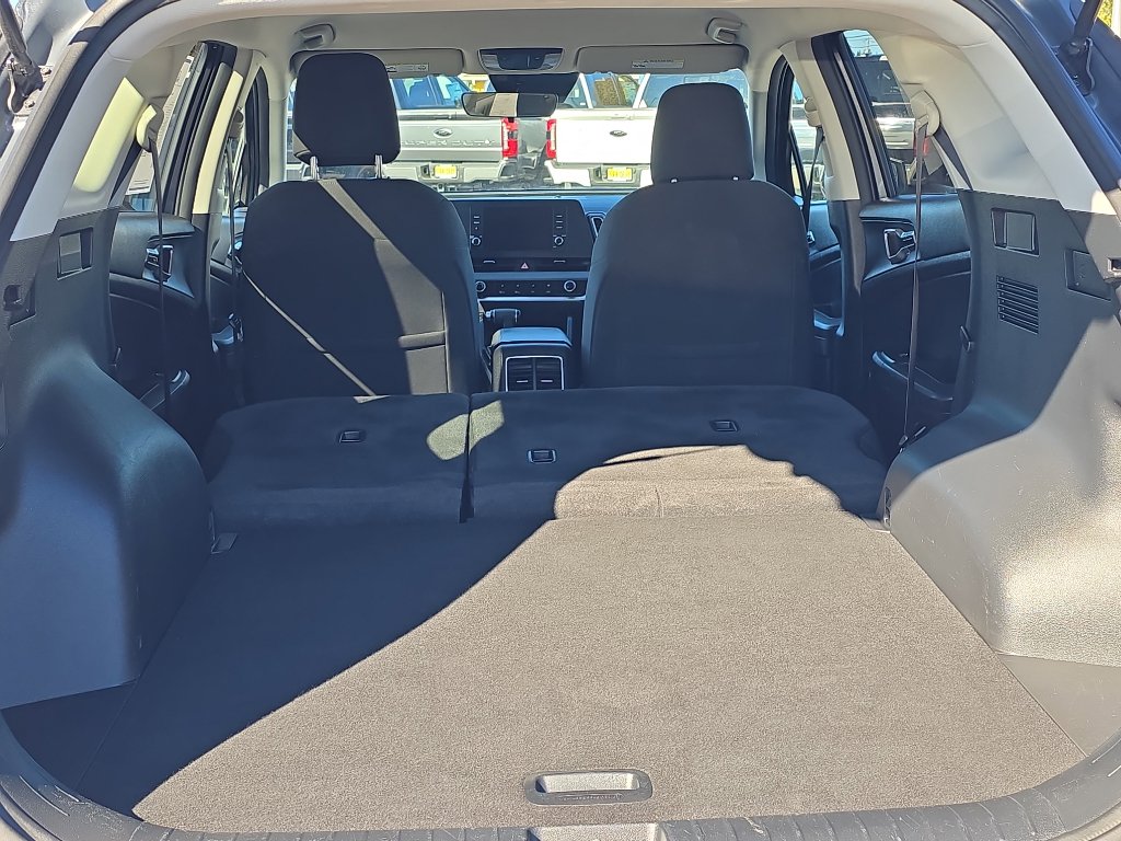 Used 2024 Kia Sportage LX image 10