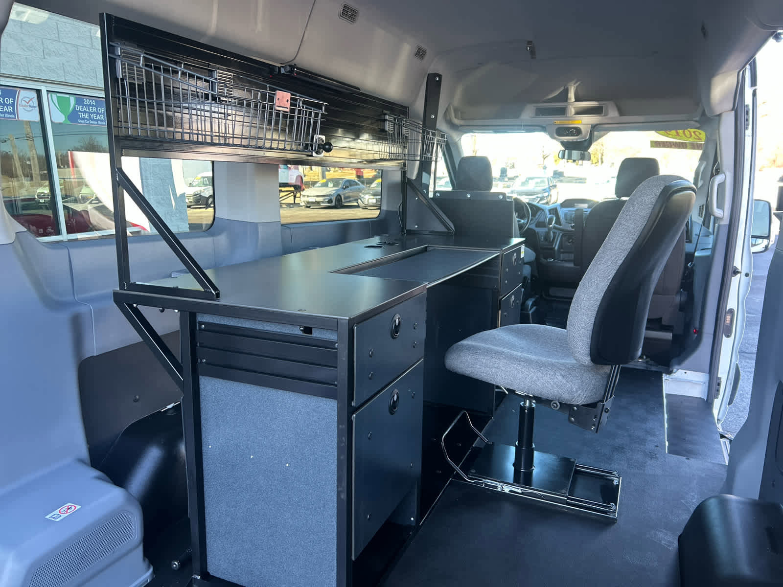 Used 2019 Ford Transit 150 XLT RWD image 21