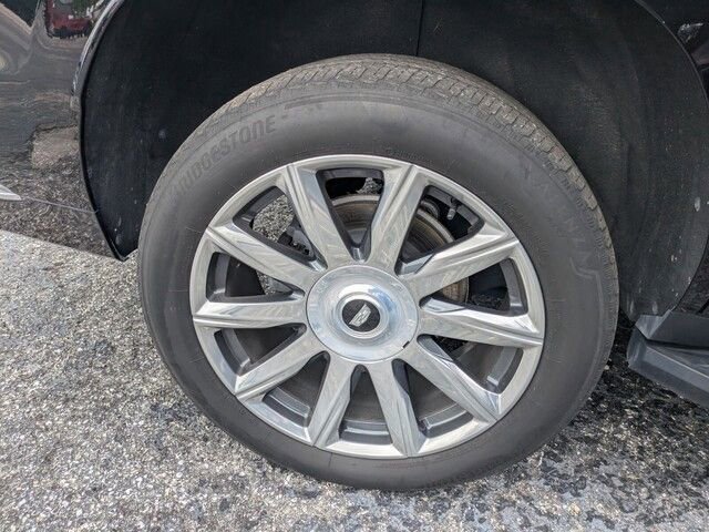 Used 2021 Cadillac Escalade Premium Luxury image 21