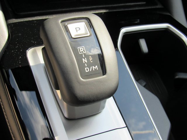 New 2025 Mitsubishi Outlander SE image 20