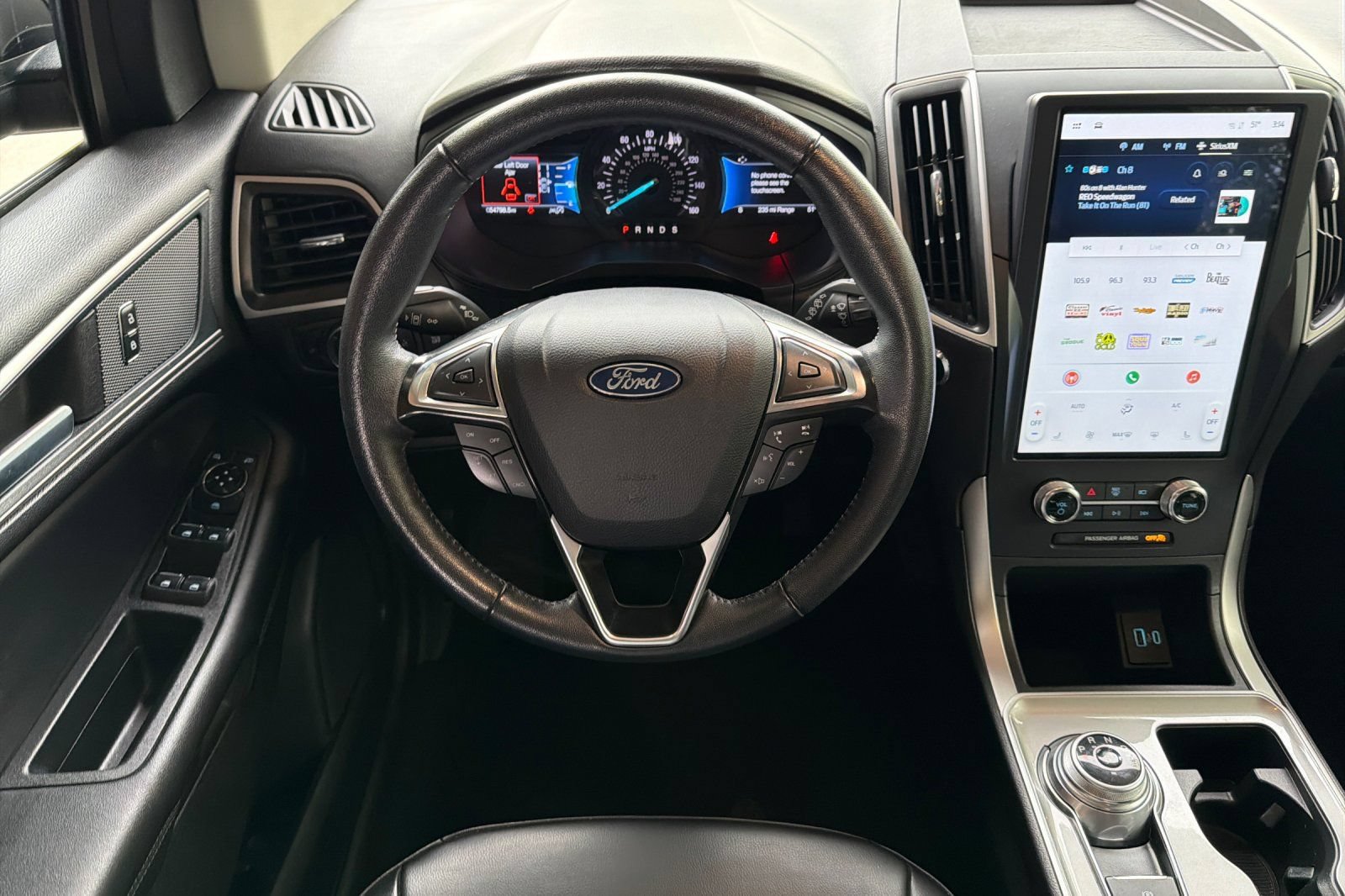 Used 2024 Ford Edge SEL AWD/4WD image 14