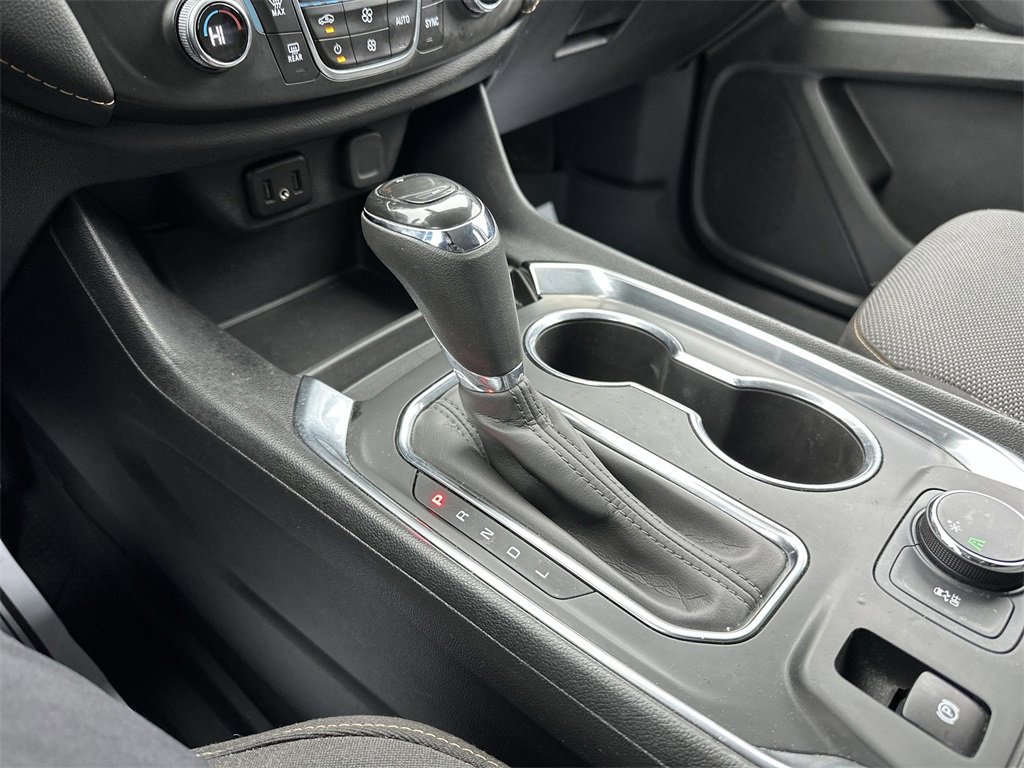 Used 2020 Chevrolet Traverse LS w/ LPO, Blackout Package image 19