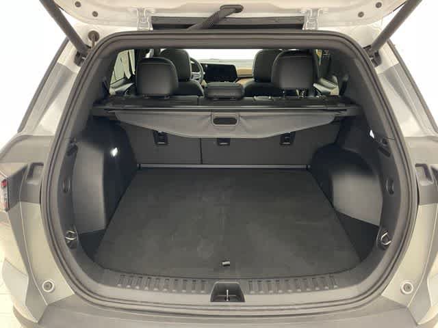 Certified 2025 Chevrolet Equinox ACTIV w/ Safety and Technology Package AWD/4WD image 14