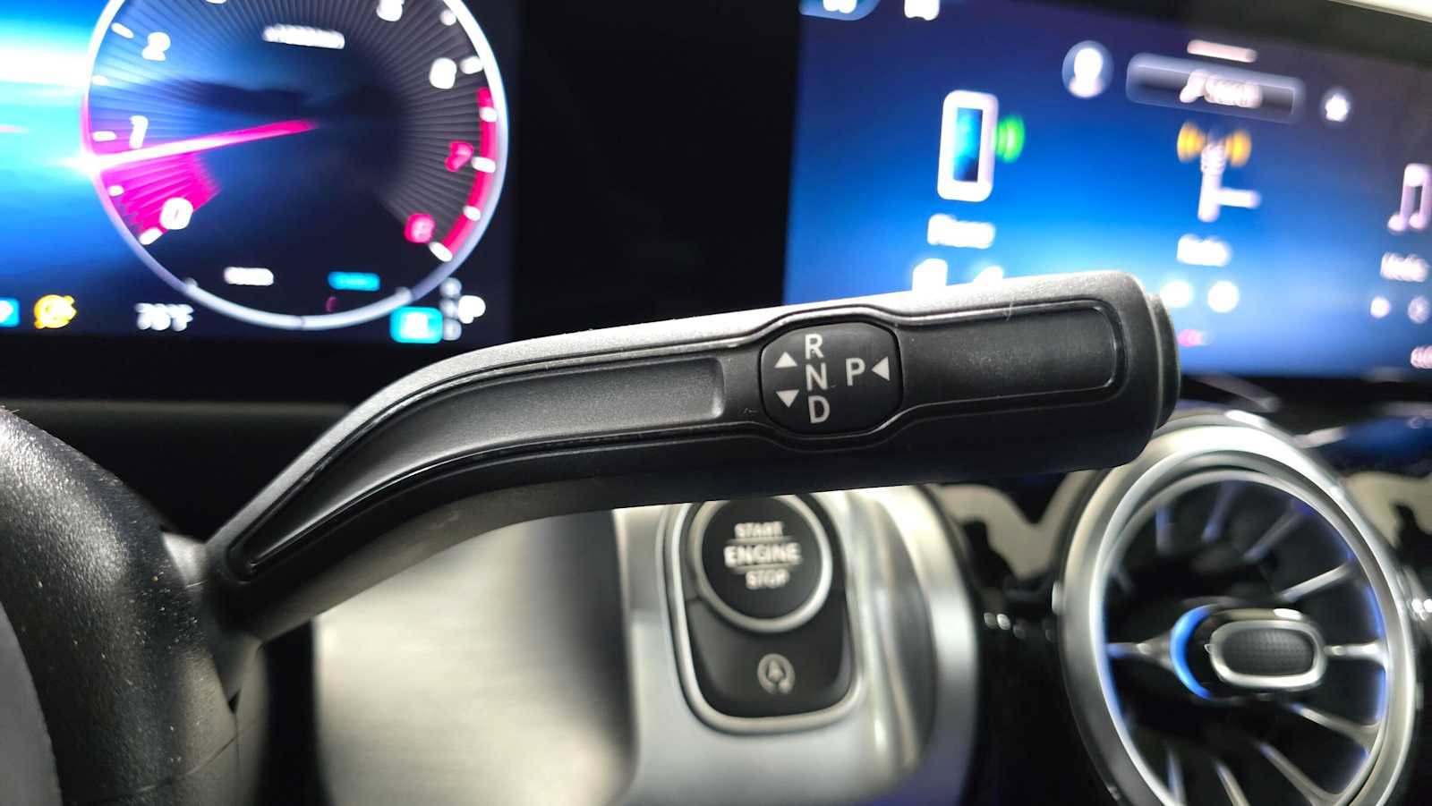 Certified 2026 Mercedes-Benz GLB 250 4MATIC image 35