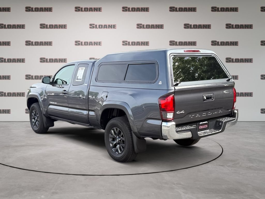Used 2022 Toyota Tacoma SR5 w/ SR5 Appearance Package (SM) AWD/4WD image 3