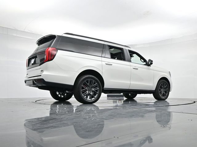 New 2025 Ford Expedition Max Platinum w/ Stealth Performance Package image 31