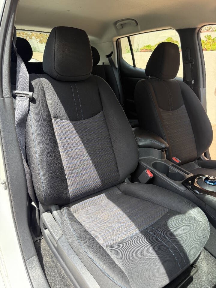 Used 2018 Nissan Leaf SV w/ SV All Weather Package FWD image 14