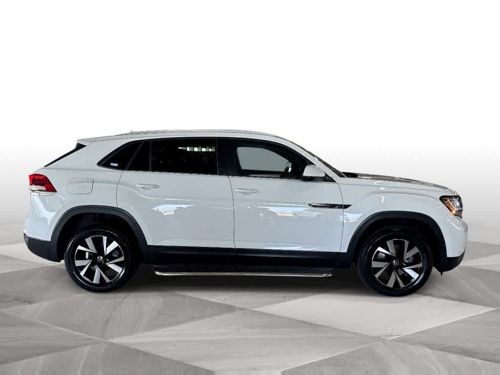 Used 2023 Volkswagen Atlas Cross Sport SE FWD image 9