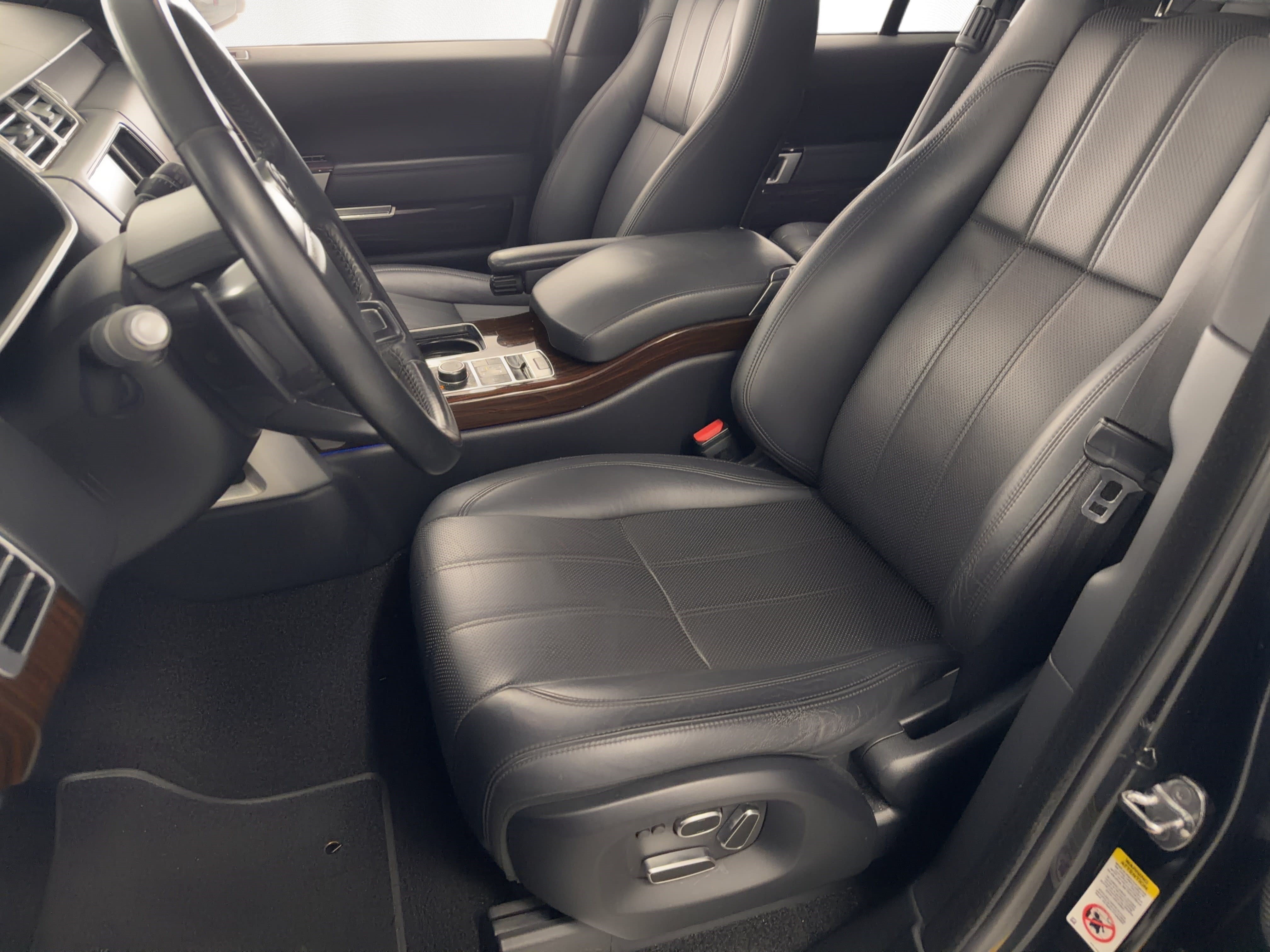 Used 2015 Land Rover Range Rover Supercharged AWD/4WD image 5
