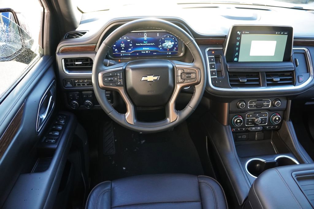 Certified 2024 Chevrolet Suburban High Country image 25