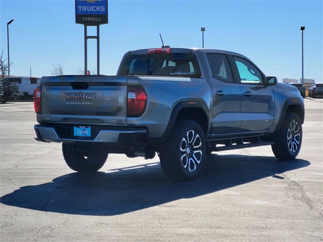 Used 2023 GMC Canyon AT4 w/ AT4 Premium Package image 5