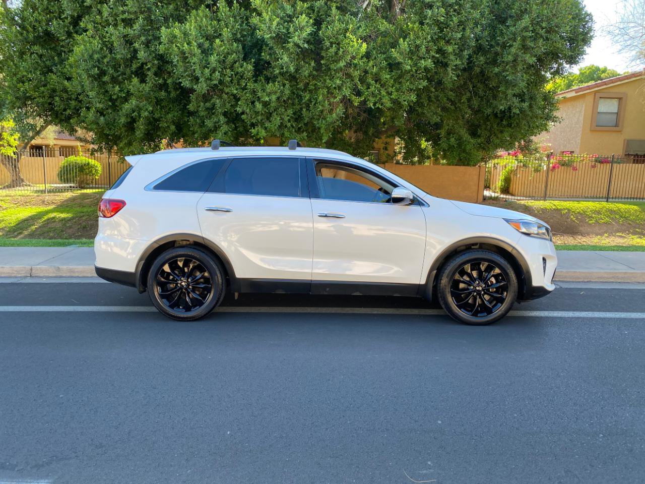 Used 2020 Kia Sorento EX FWD image 5