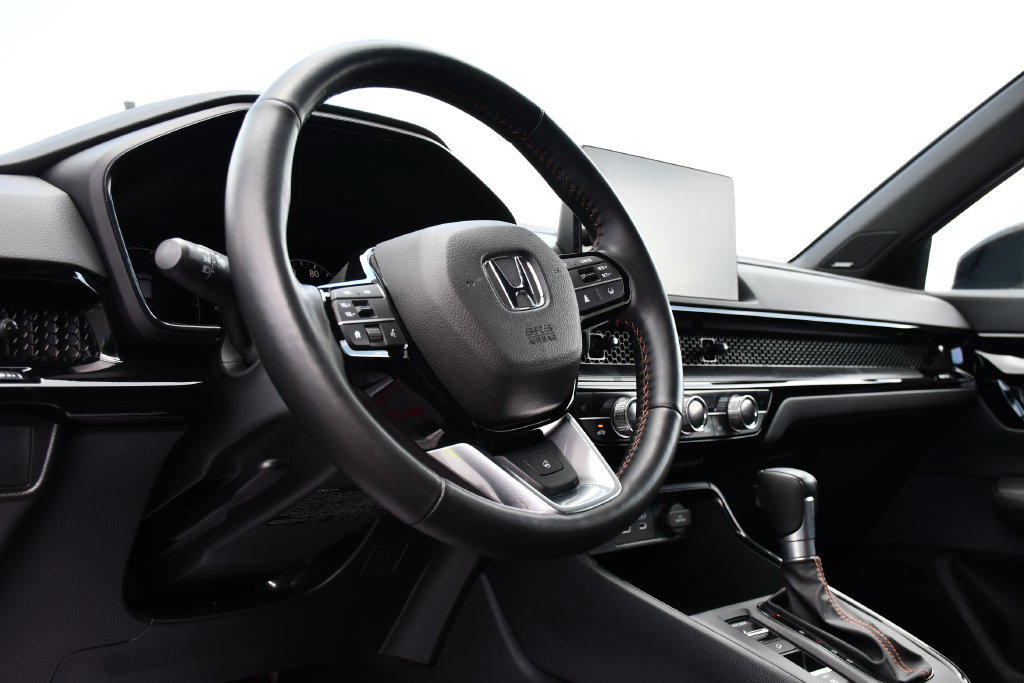 Used 2025 Honda CR-V Sport Touring image 16