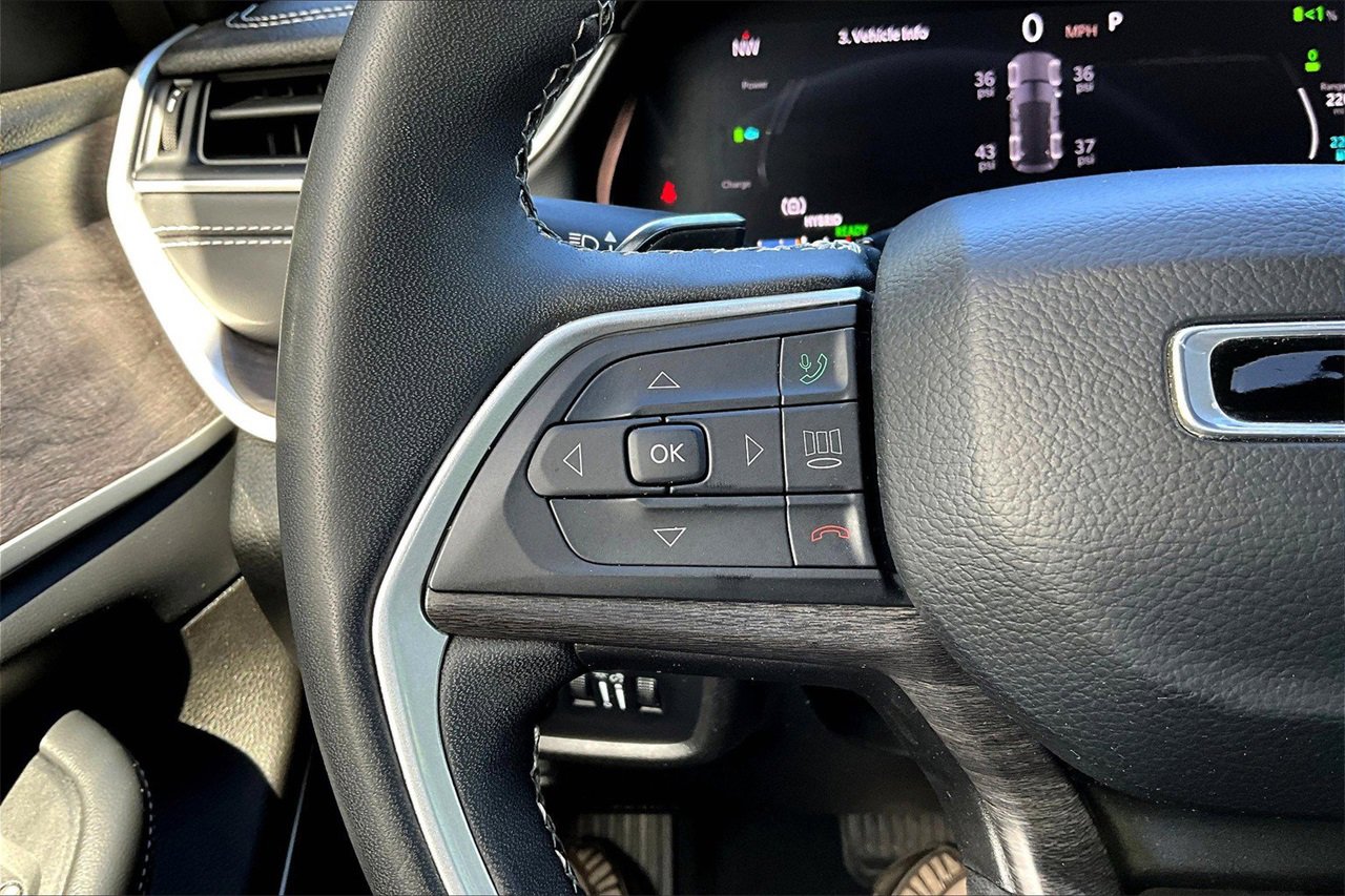 Used 2024 Jeep Grand Cherokee Limited 4xe image 28