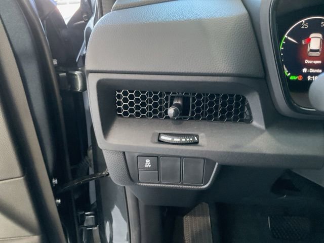 Used 2025 Honda CR-V Sport image 9
