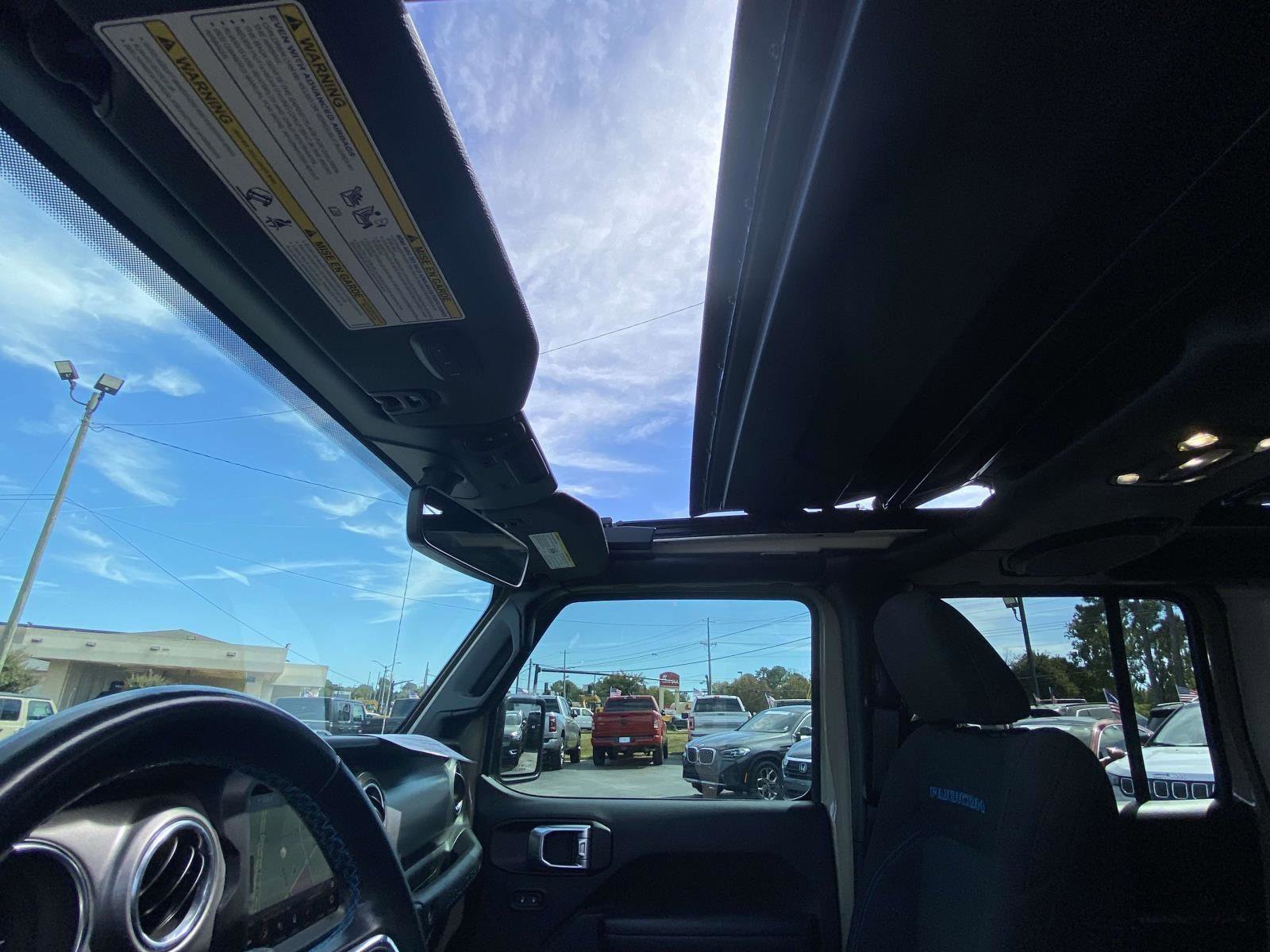 Certified 2022 Jeep Wrangler Unlimited Rubicon 4xe image 4