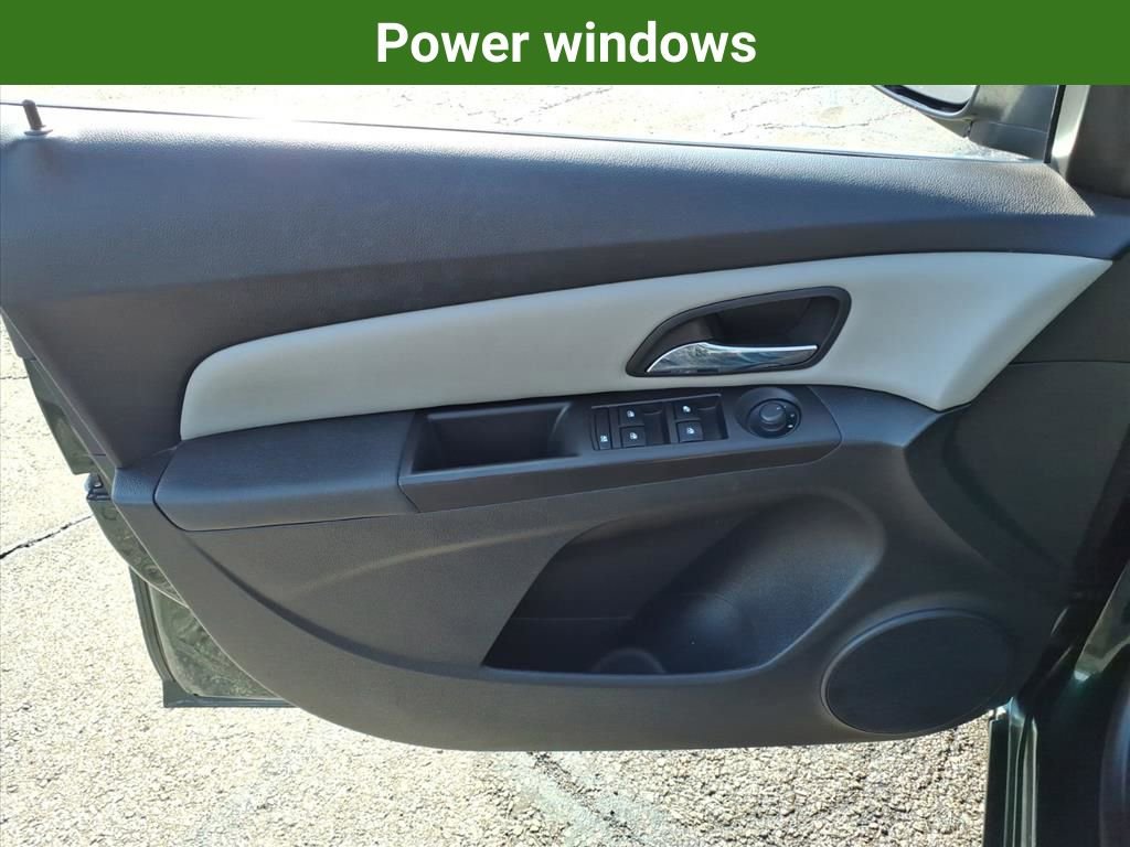 Certified 2014 Chevrolet Cruze LT FWD image 21