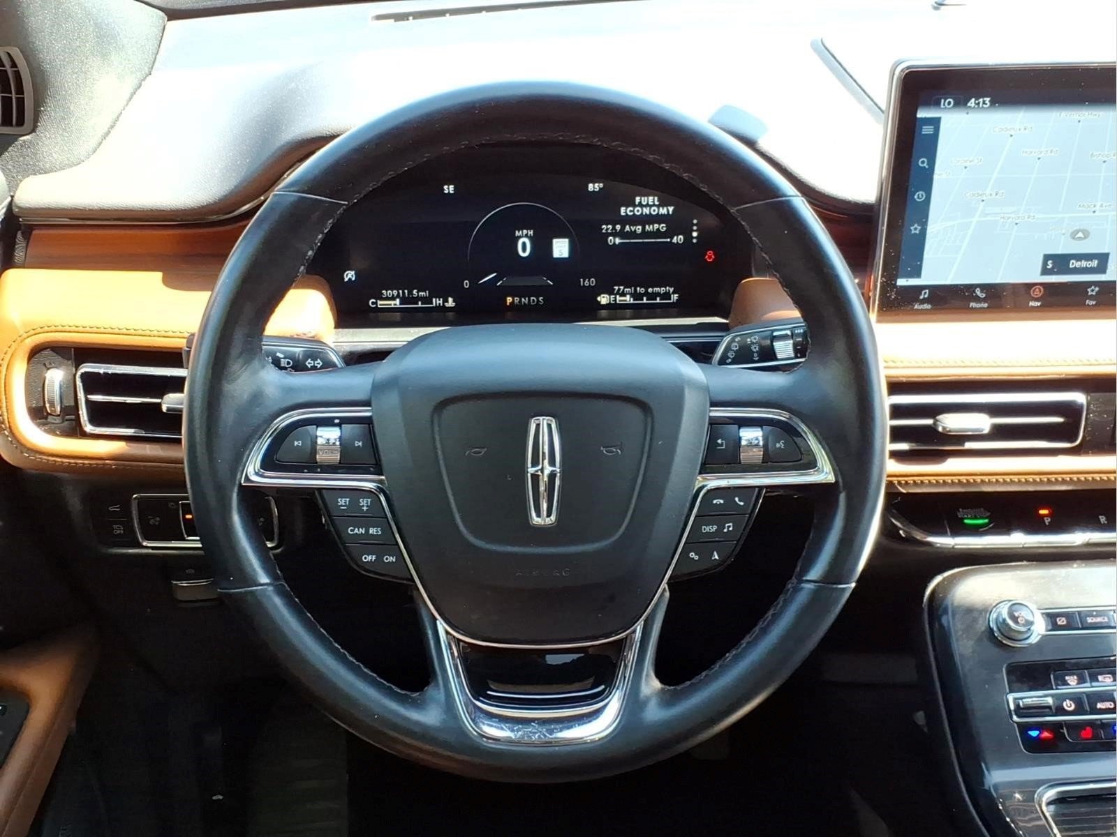 Used 2023 Lincoln Nautilus Reserve AWD/4WD image 27