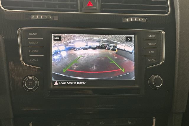 Used 2017 Volkswagen GTI Sport image 23