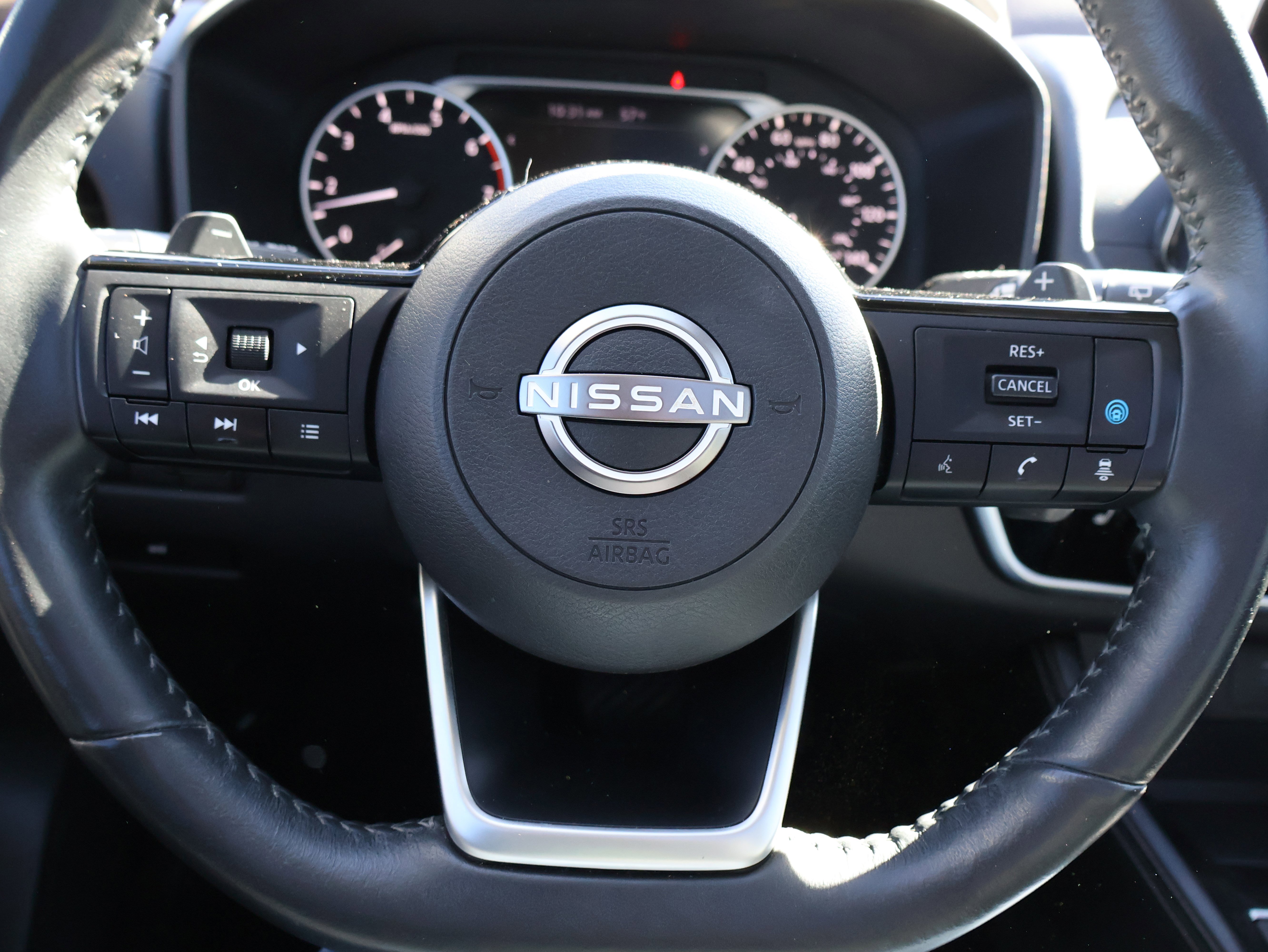 Used 2022 Nissan Rogue SL image 35