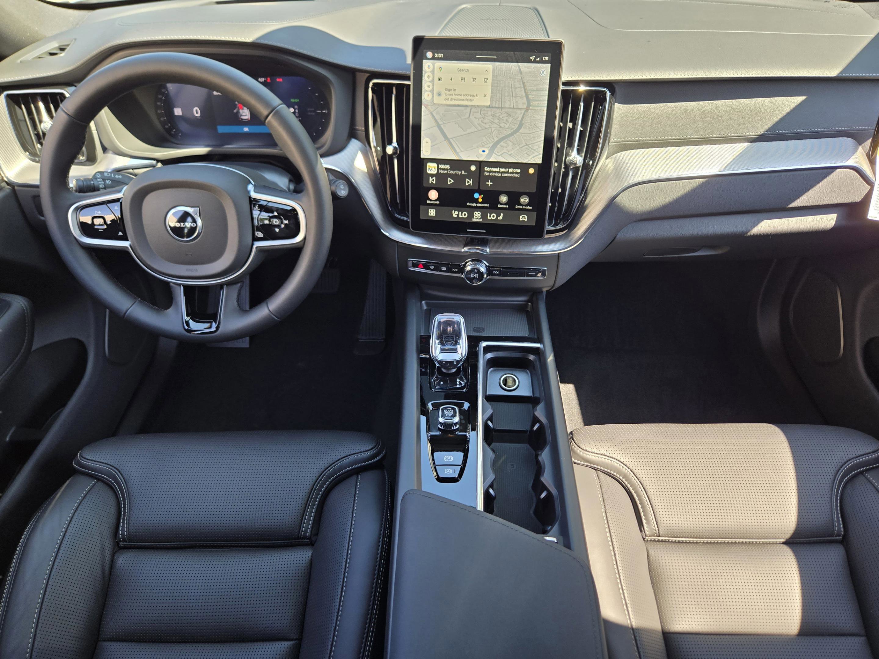 New 2026 Volvo XC60 T8 Ultra w/ Protection Package Premier image 22